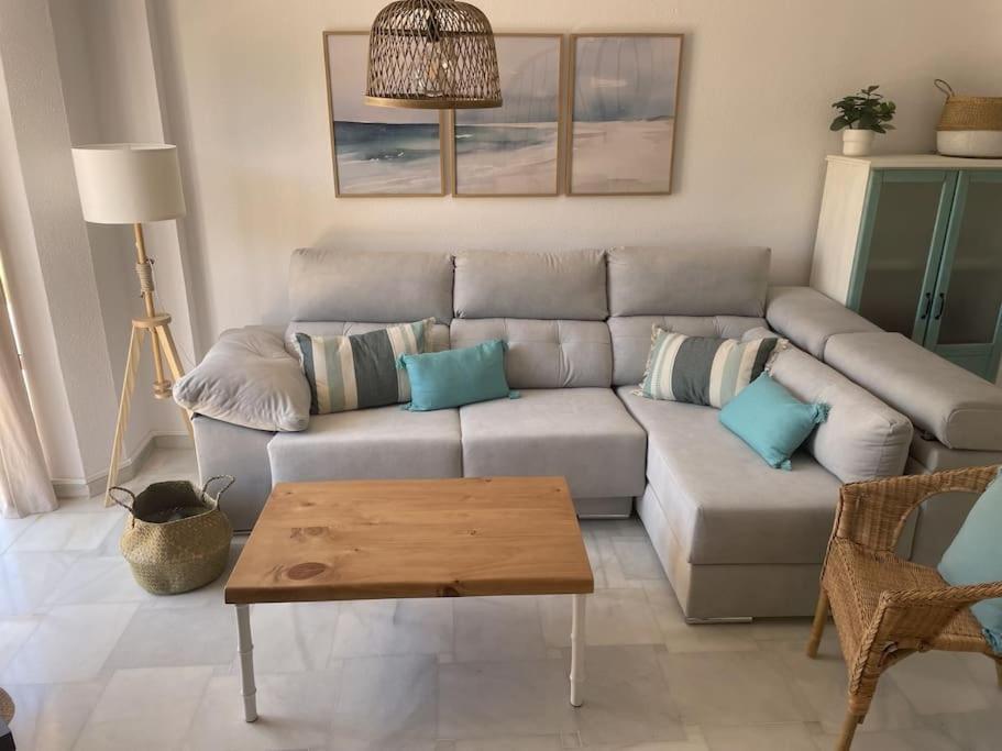 Villa Casa Lola Conil, Azotea Al Mar Y Parking Solo Familias O Parejas Conil De La Frontera Exterior foto